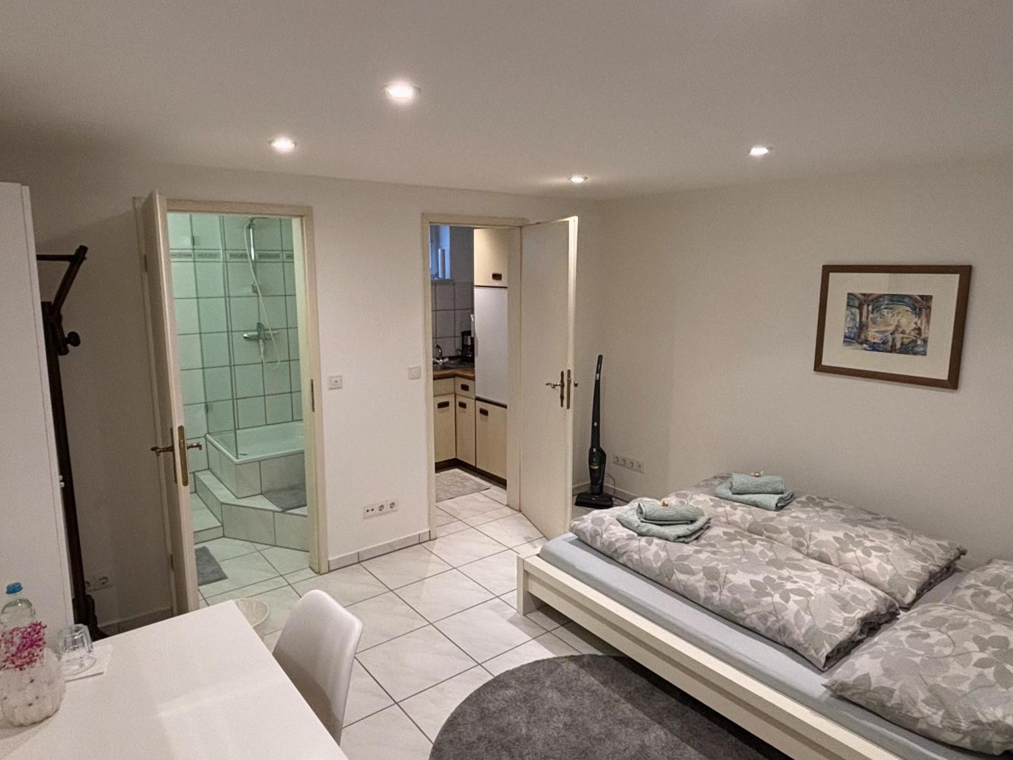 Apartment In Natur Und Flughafen Naehe Nürnberg Dış mekan fotoğraf